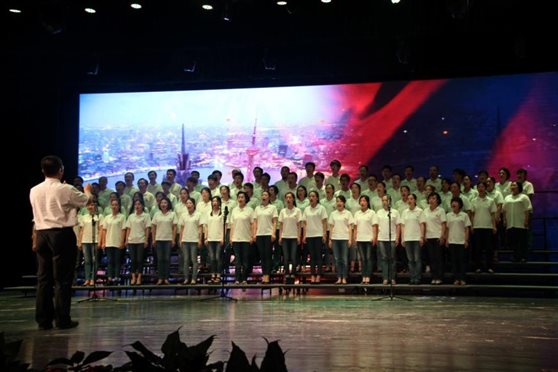 C:\Users\Lenovo\Desktop\肉漫
大合唱\肉漫
大合唱\0033.jpg