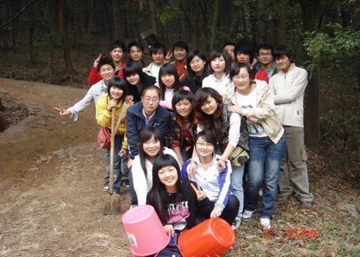 //cuggroup.rouman8.net/DMS/UploadFiles/Department_24/NewsUpload/20080411085801346.jpg